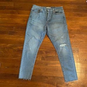 Levi wedgie skinny jeans - size 31